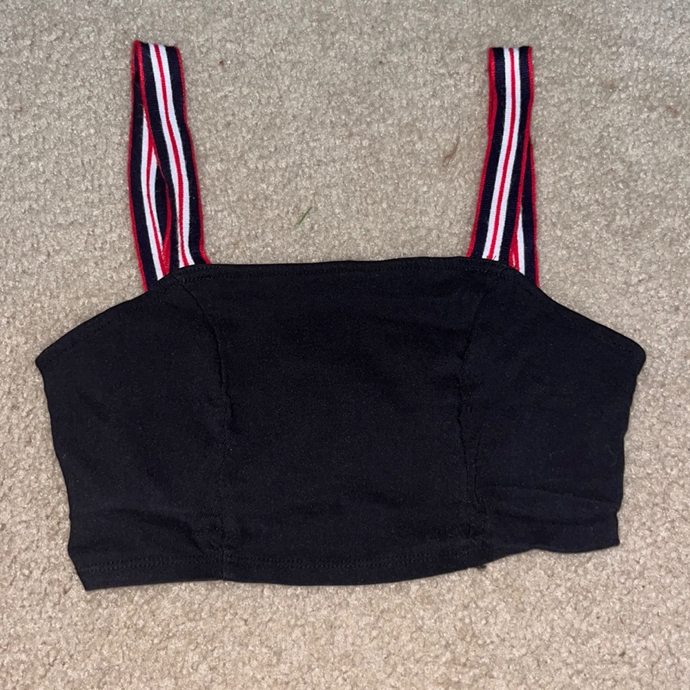 BLACK URBAN OUTFITTERS TANK